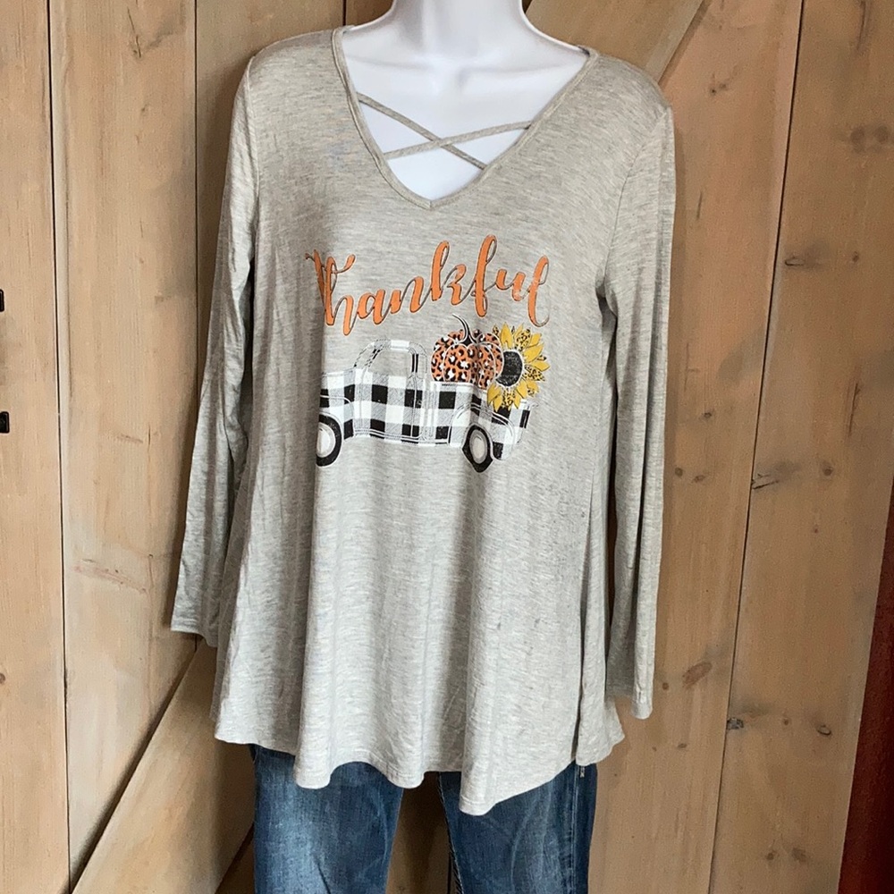 Distressed Print Thankful Cross Neck Tunic